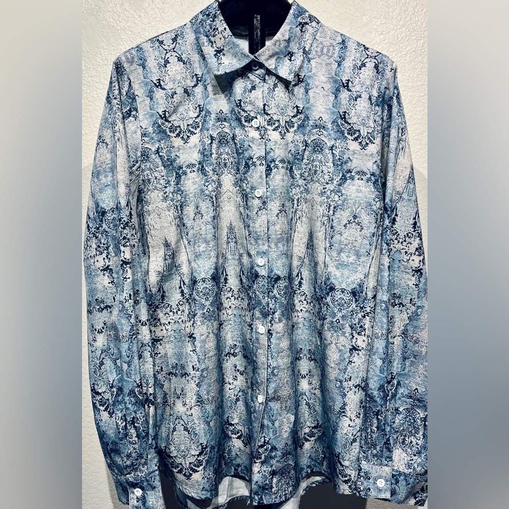 Vintage White and Blue Abstract Patterned Dress Shirt - Size L (Men’s)